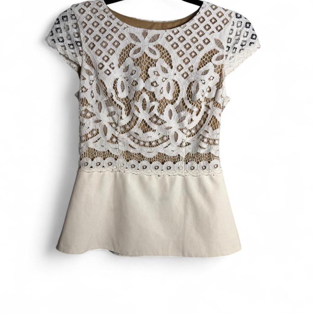 Bailey 44 size S cream and brown lace short sleeve top with a leather peplum